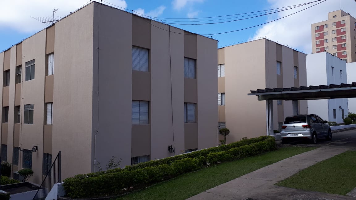Fachada pintada e restaurada - Condomínio Camboriú II